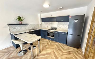 Gallery 02